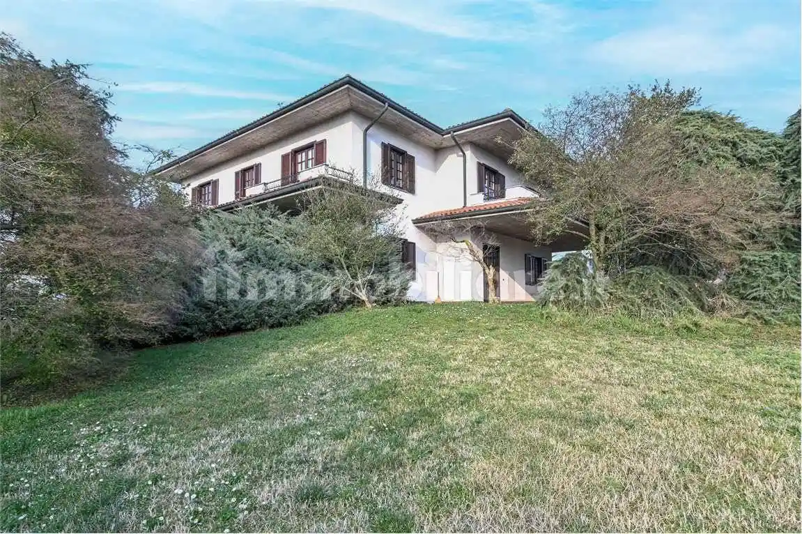 Villa in vendita a Cividate al Piano