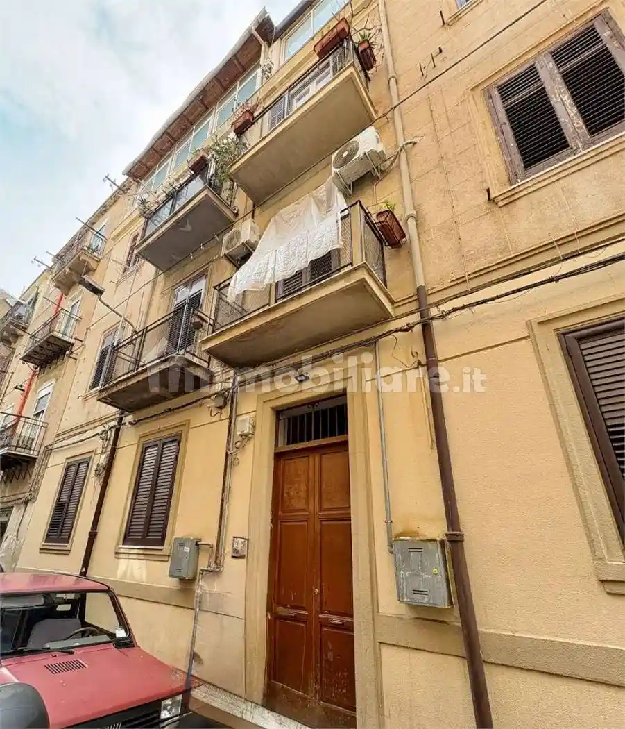Appartamento in vendita a Palermo