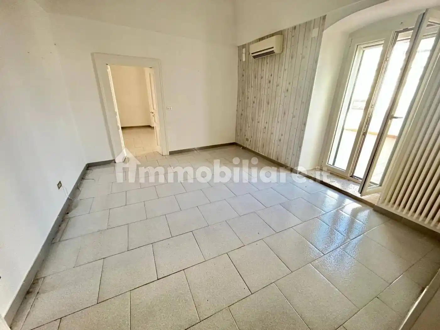 Appartamento in vendita a Modugno