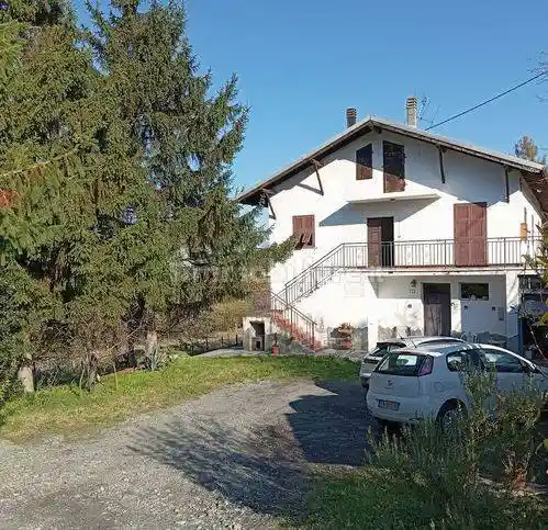 Villa in vendita a Trisobbio