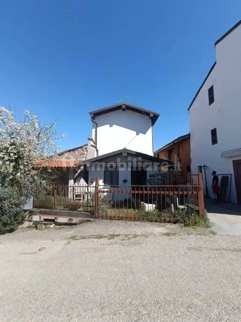 Villetta a schiera in vendita a Ziano Piacentino