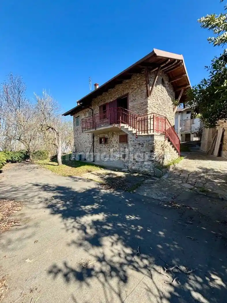 Casa indipendente in vendita a Borgo San Dalmazzo