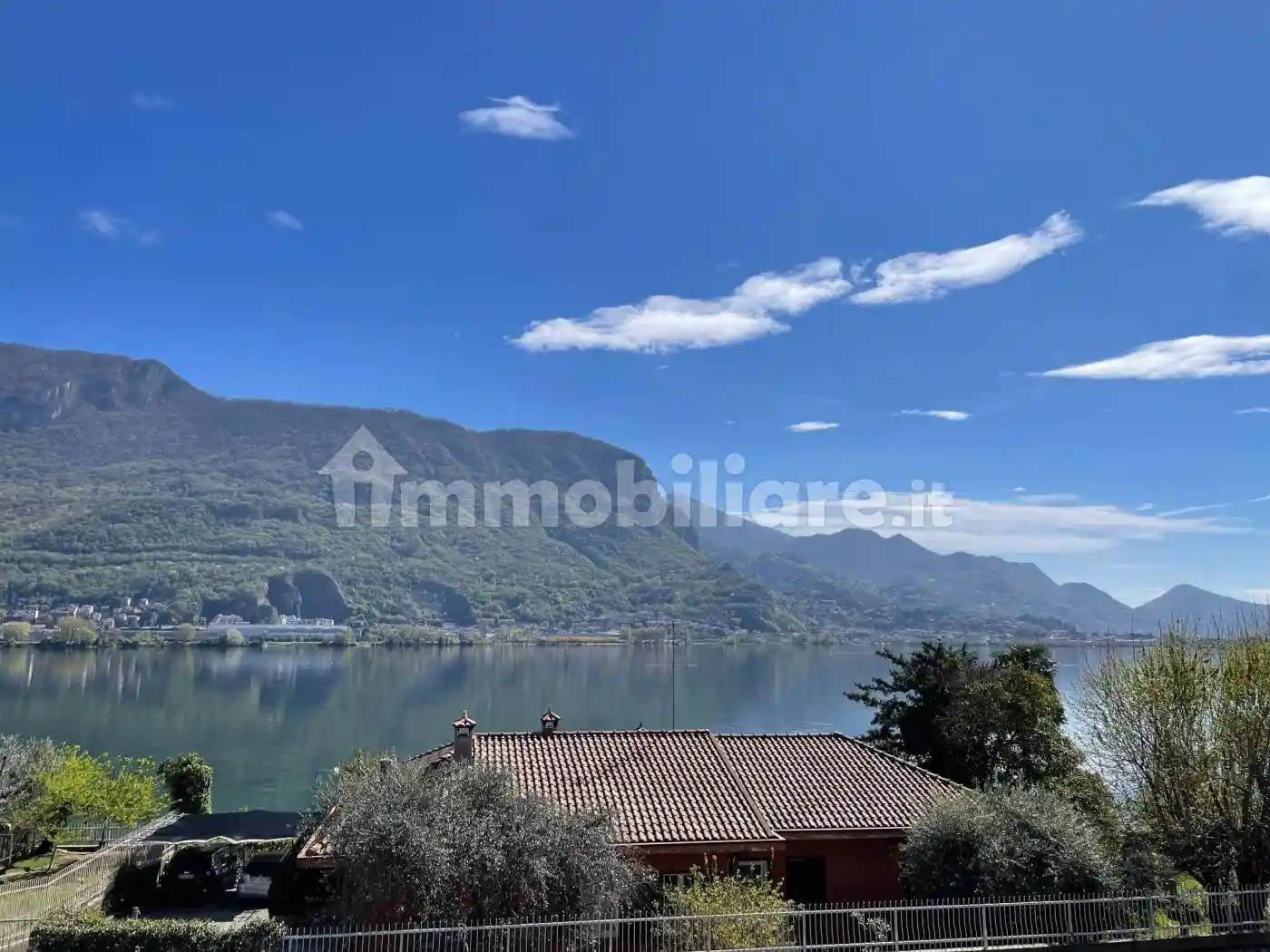 Appartamento in vendita a Pescate