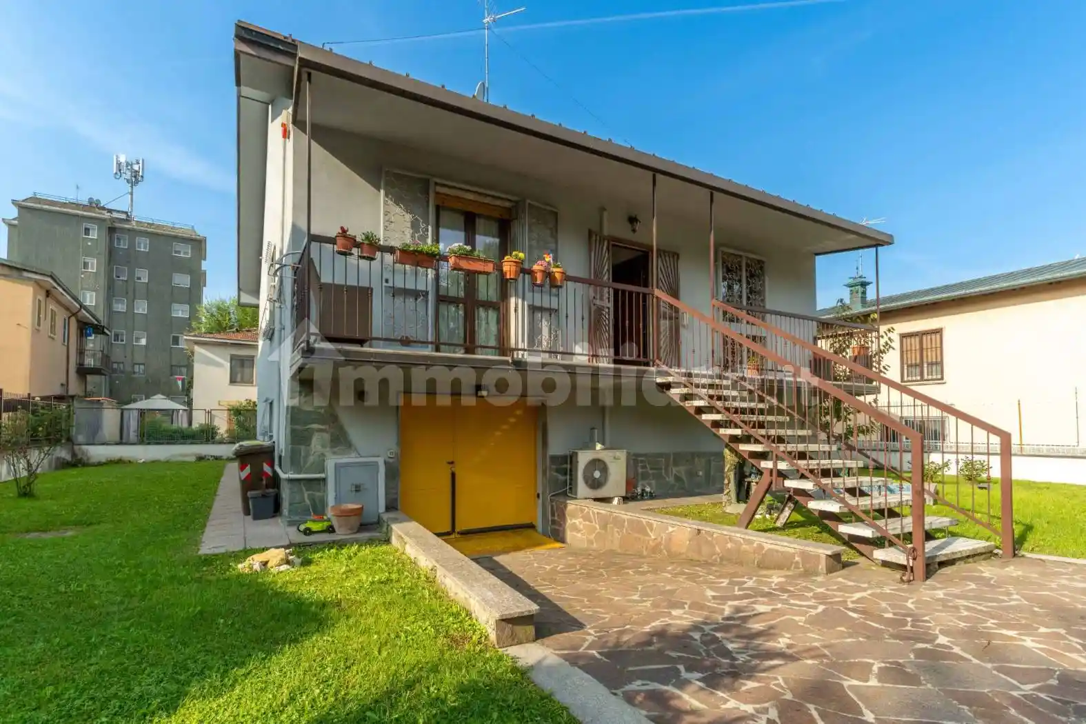 Villa in vendita a Rozzano