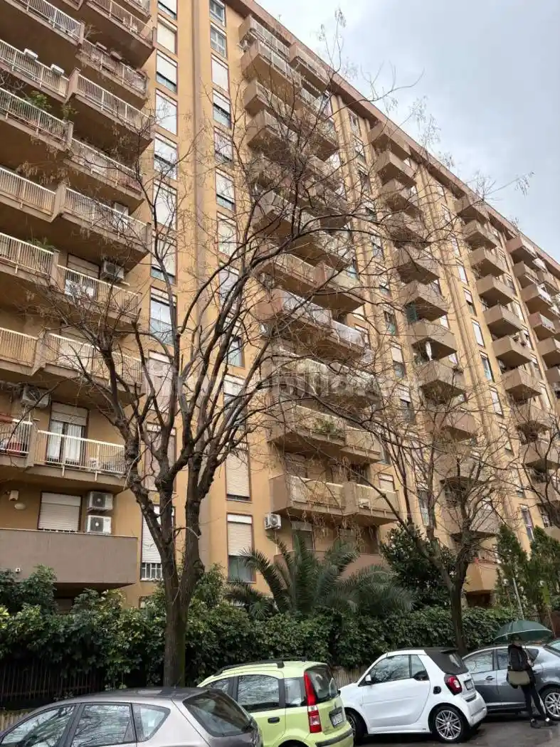 Appartamento in vendita a Palermo