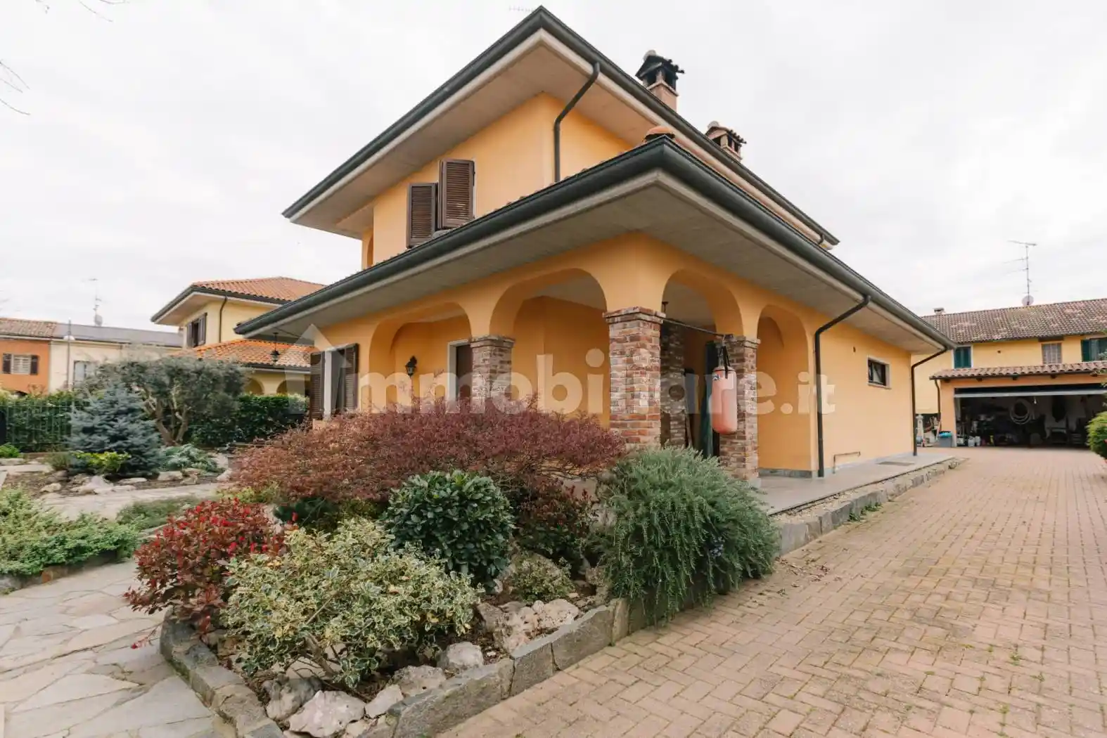 Villa in vendita a Stroppiana