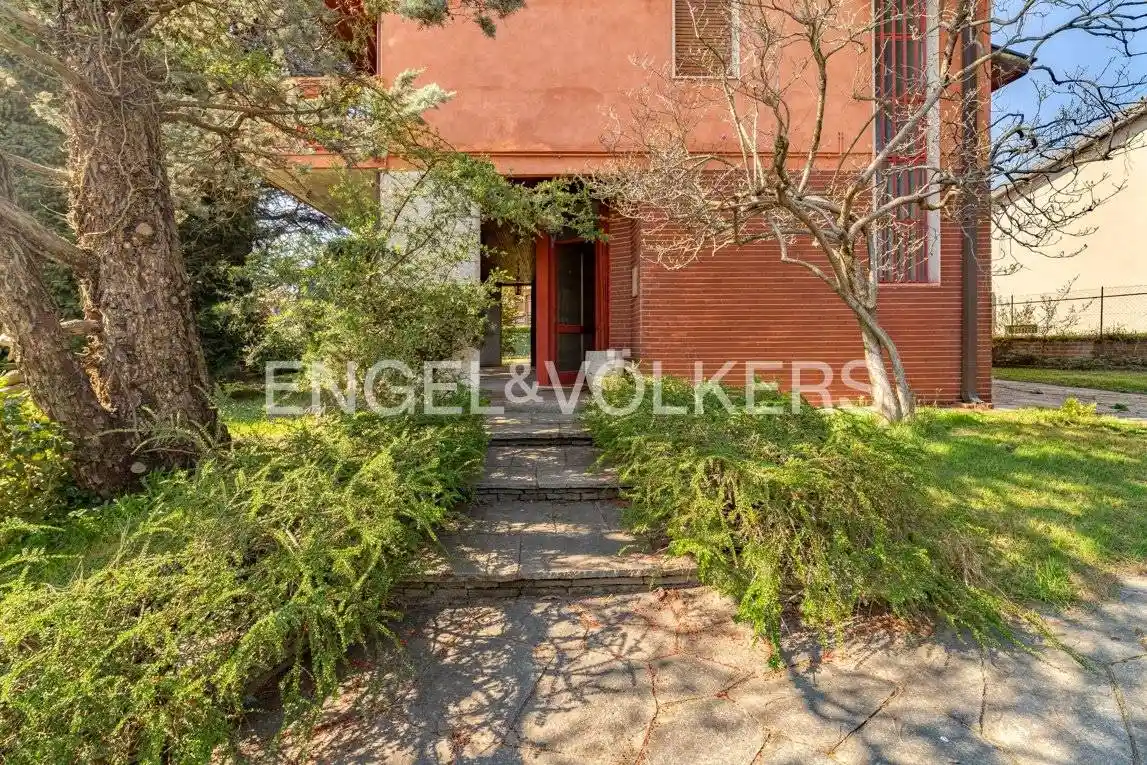 Villa in vendita a Cislago