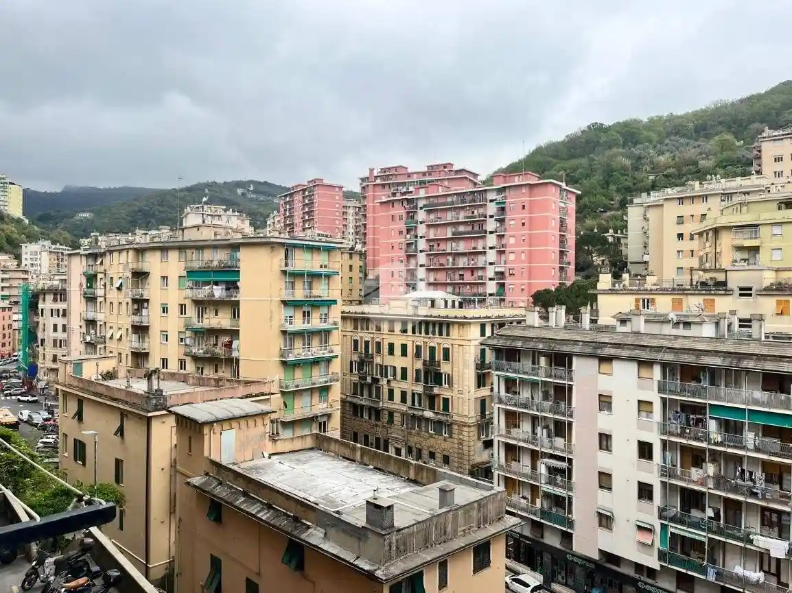 Appartamento in vendita a Genova