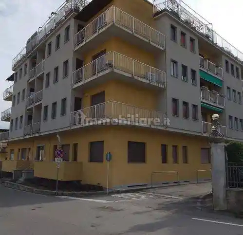 Appartamento in vendita a Lesa