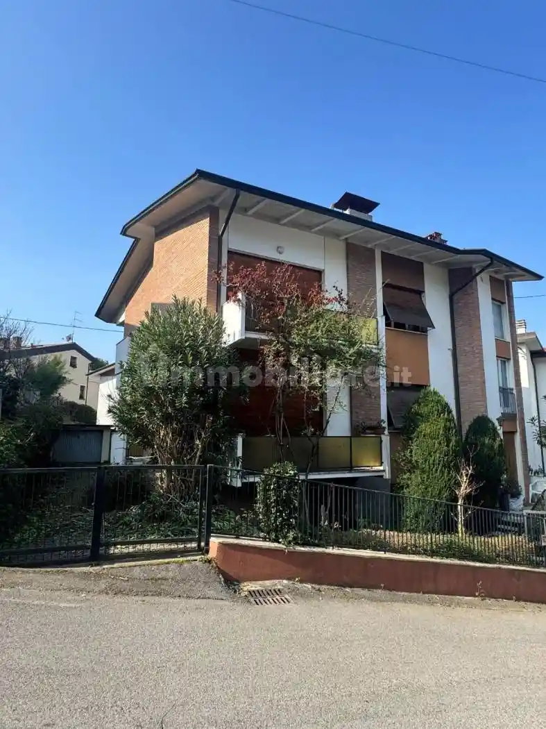 Villa in vendita a Cesena