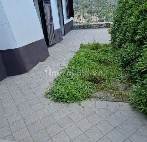 Appartamento in vendita a Dolcedo