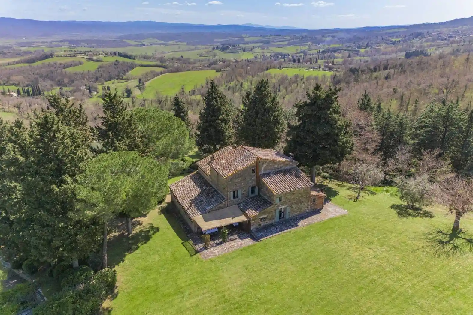 Villa in vendita a Cetona