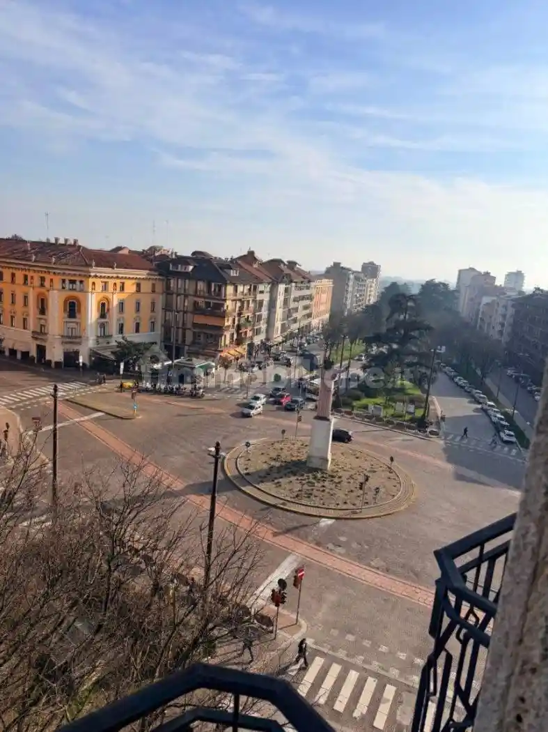 Appartamento in vendita a Pavia