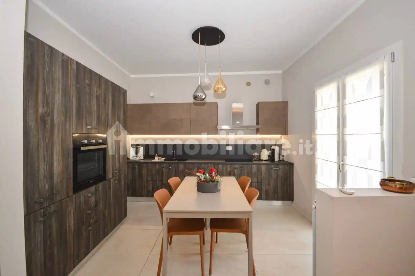 Appartamento in vendita a Cologne