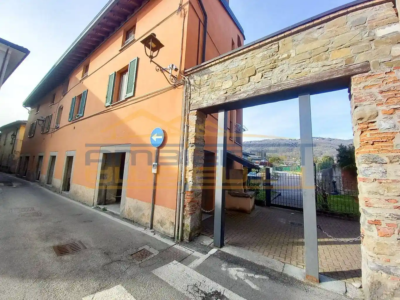 Appartamento in vendita a La Valletta Brianza