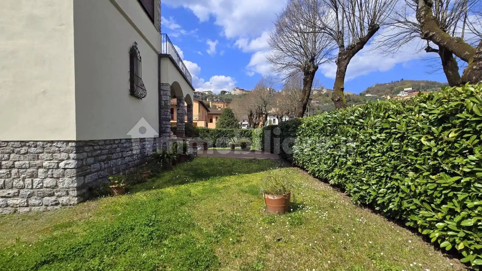 Villa in vendita a Borgo a Mozzano