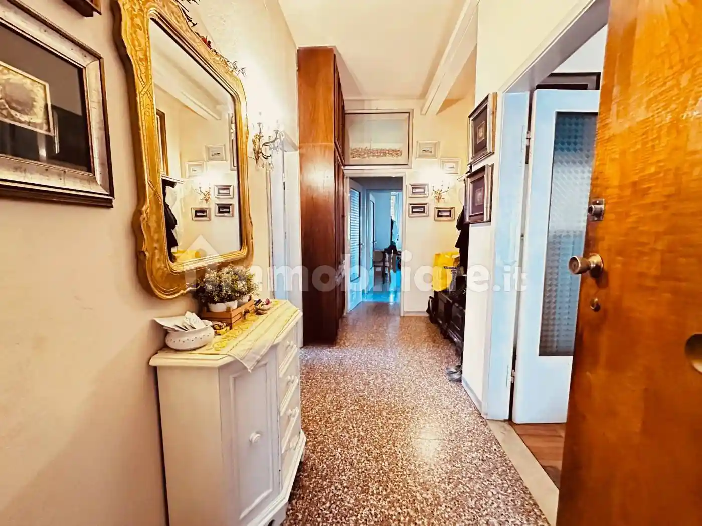 Appartamento in vendita a Modena