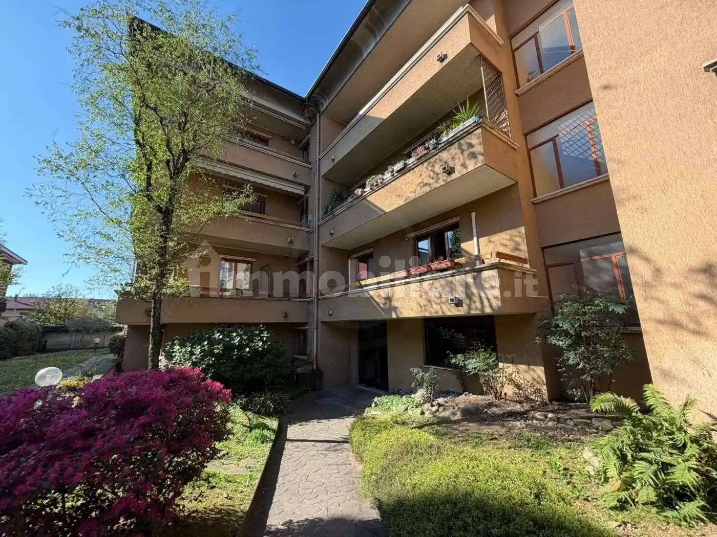 Appartamento in vendita a Monza