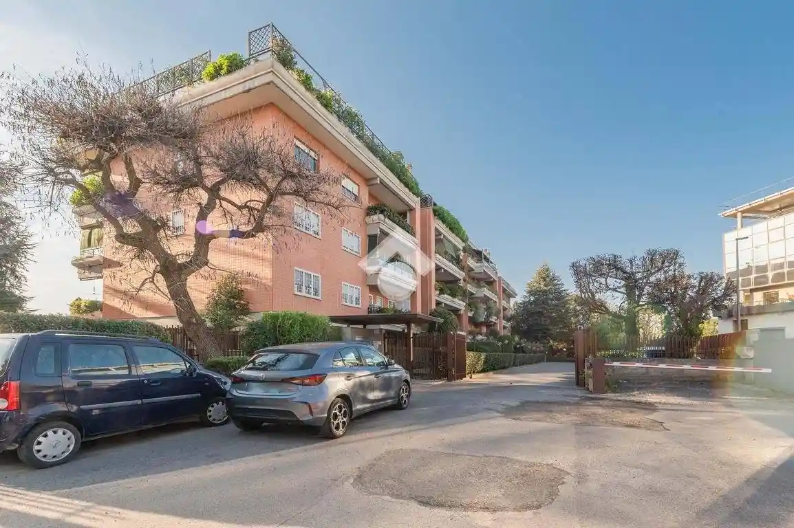 Appartamento in vendita a Roma