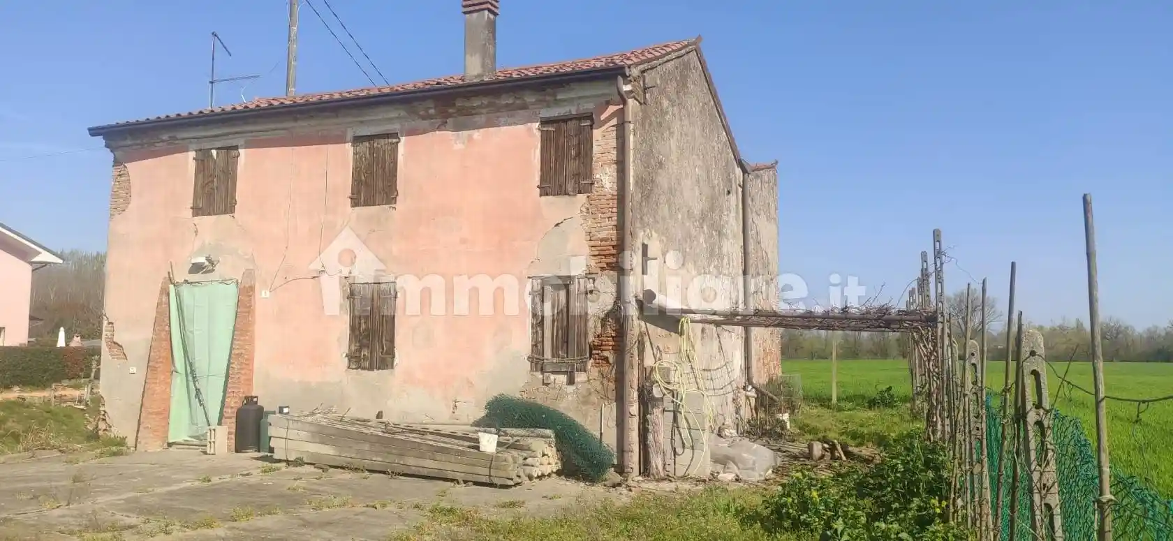 Rustico - Casale in vendita a Roverchiara