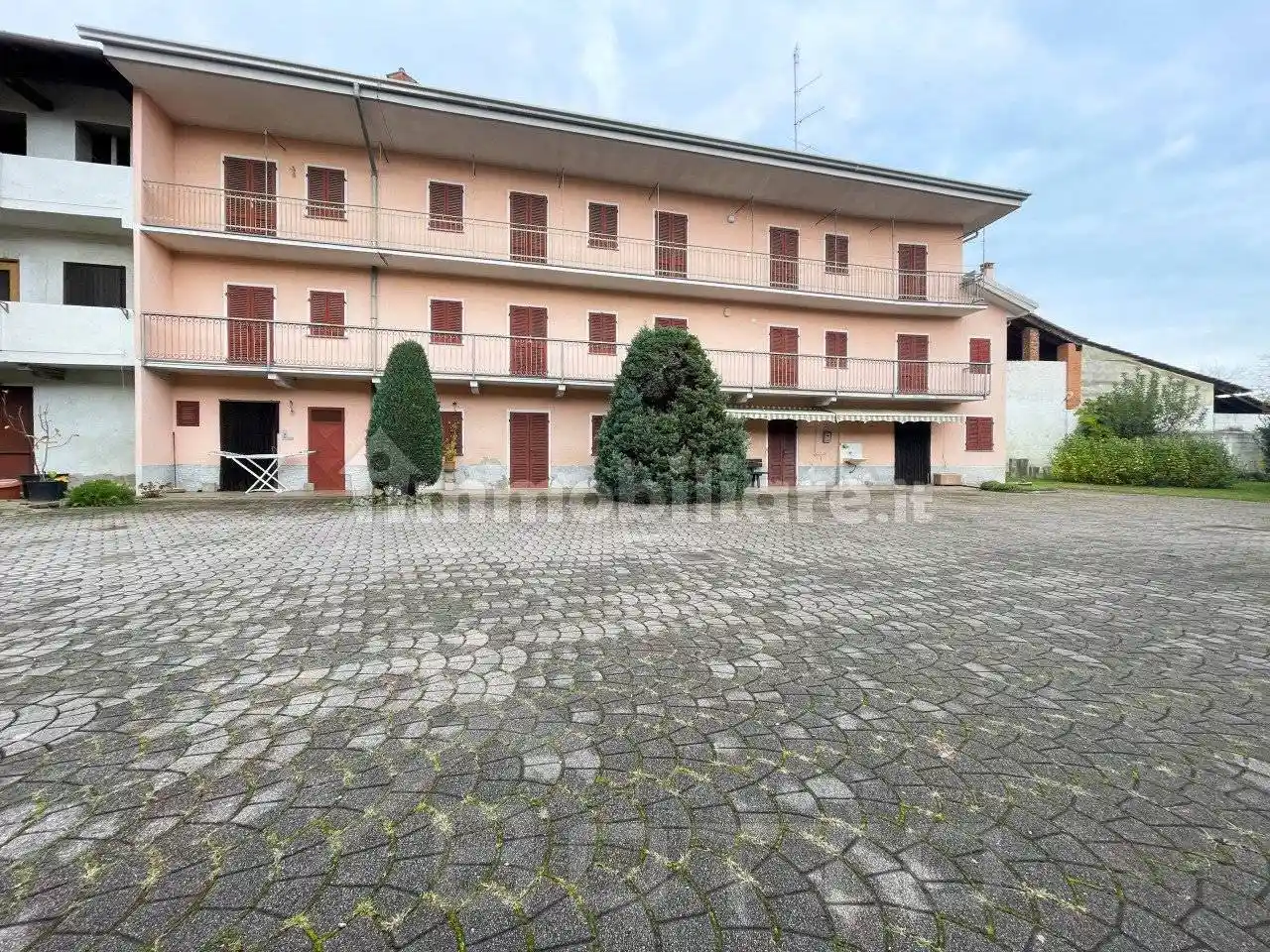 Casa indipendente in vendita a Fontaneto d'Agogna