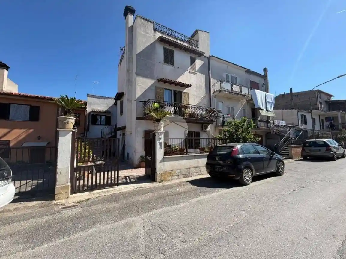 Appartamento in vendita a Fara in Sabina