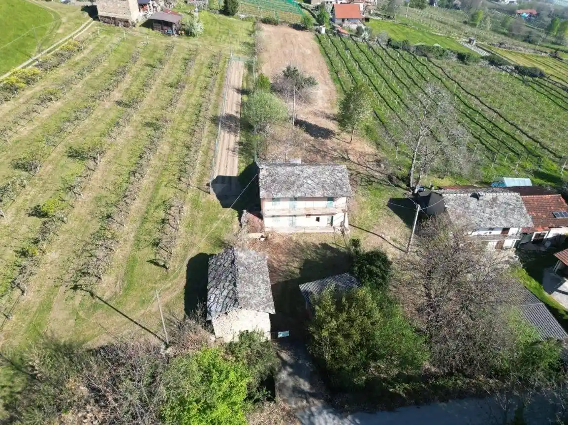 Casa indipendente in vendita a Envie