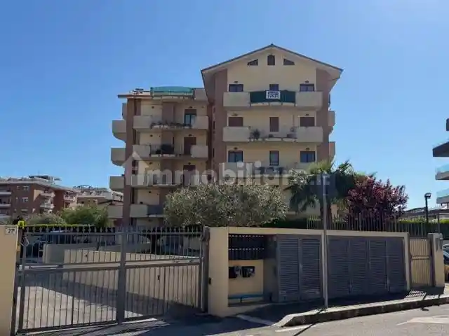 Appartamento in vendita a Aprilia