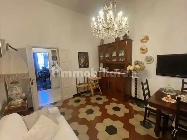 Appartamento in vendita a Livorno