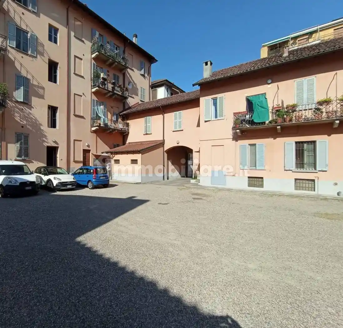 Appartamento in affitto a Pavia