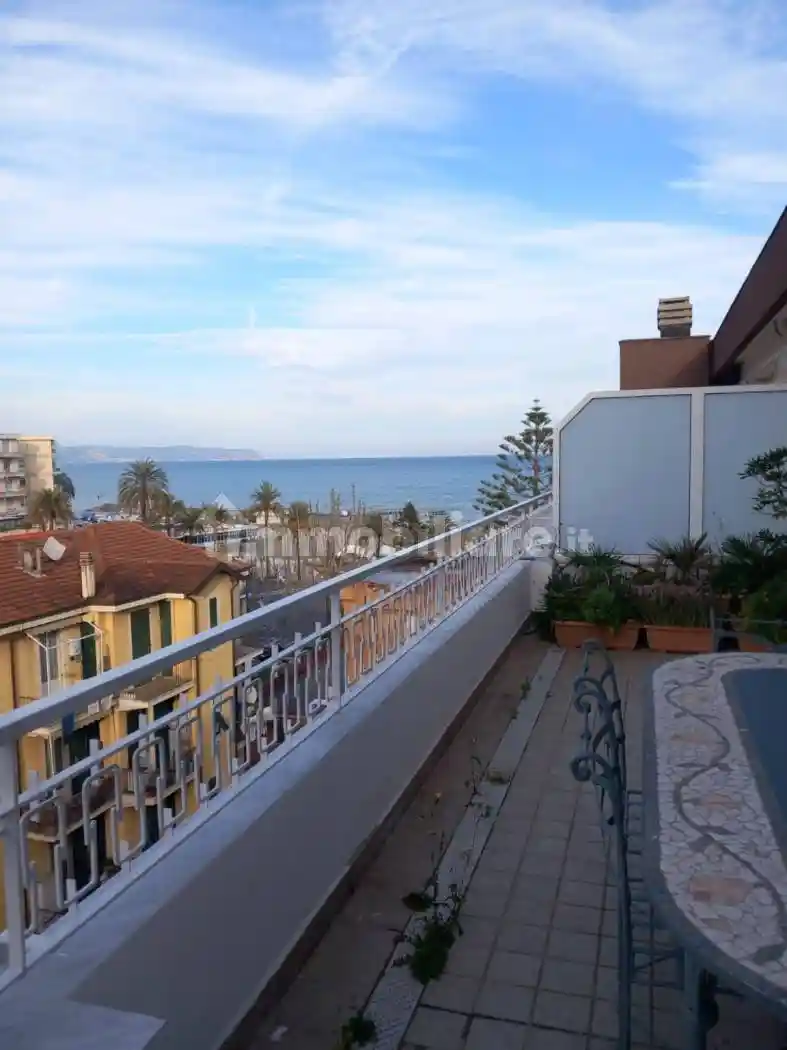 Attico - Mansarda in vendita a Albenga