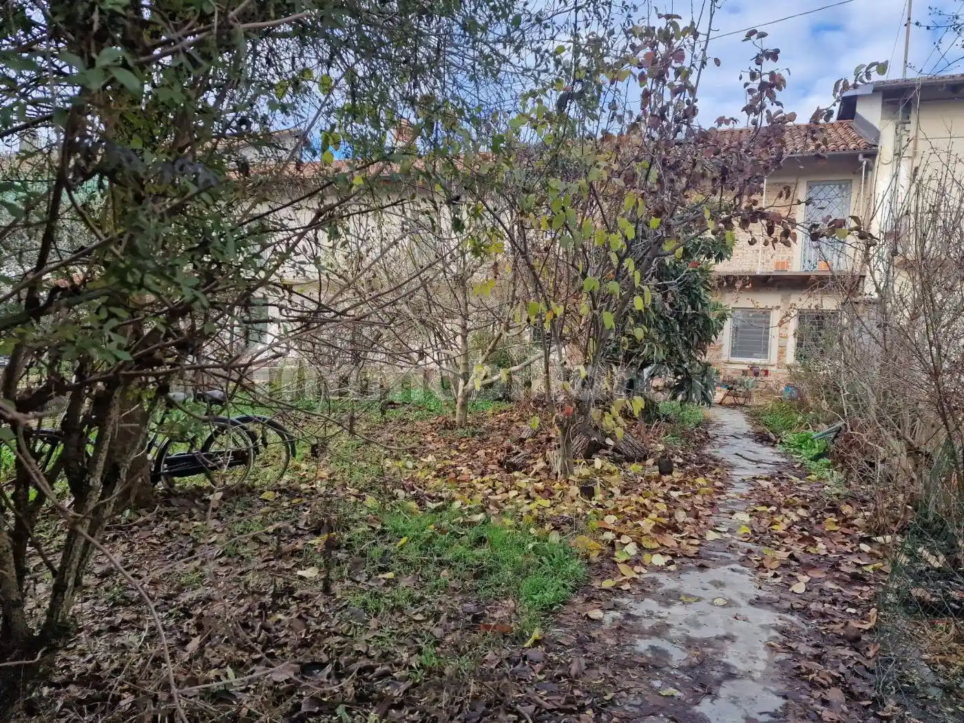 Rustico - Casale in vendita a Alba