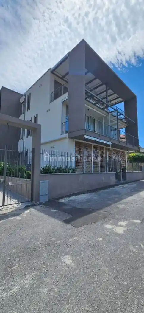 Appartamento in affitto a Andora