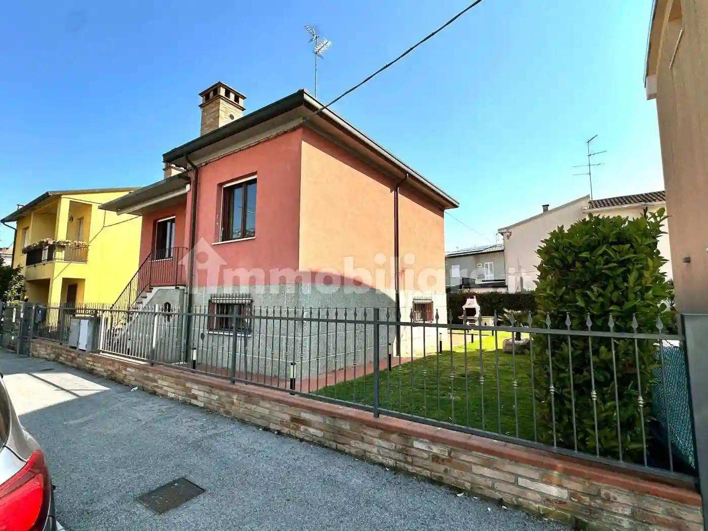 Casa indipendente - foto 2