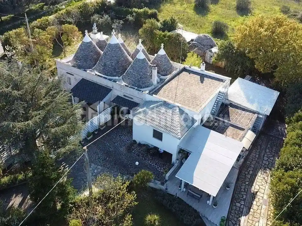 Villa in vendita a Cisternino