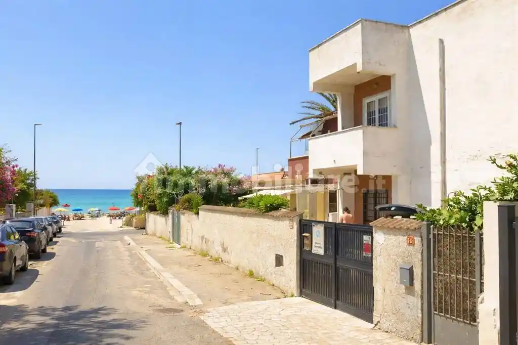 Appartamento in vendita a Pomezia