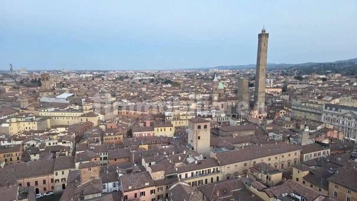 Appartamento in affitto a Bologna