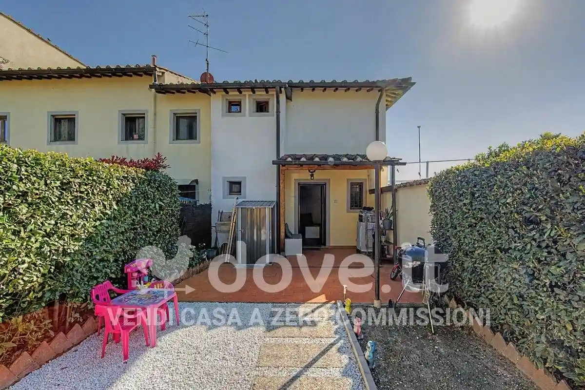 Villetta a schiera in vendita a Campi Bisenzio