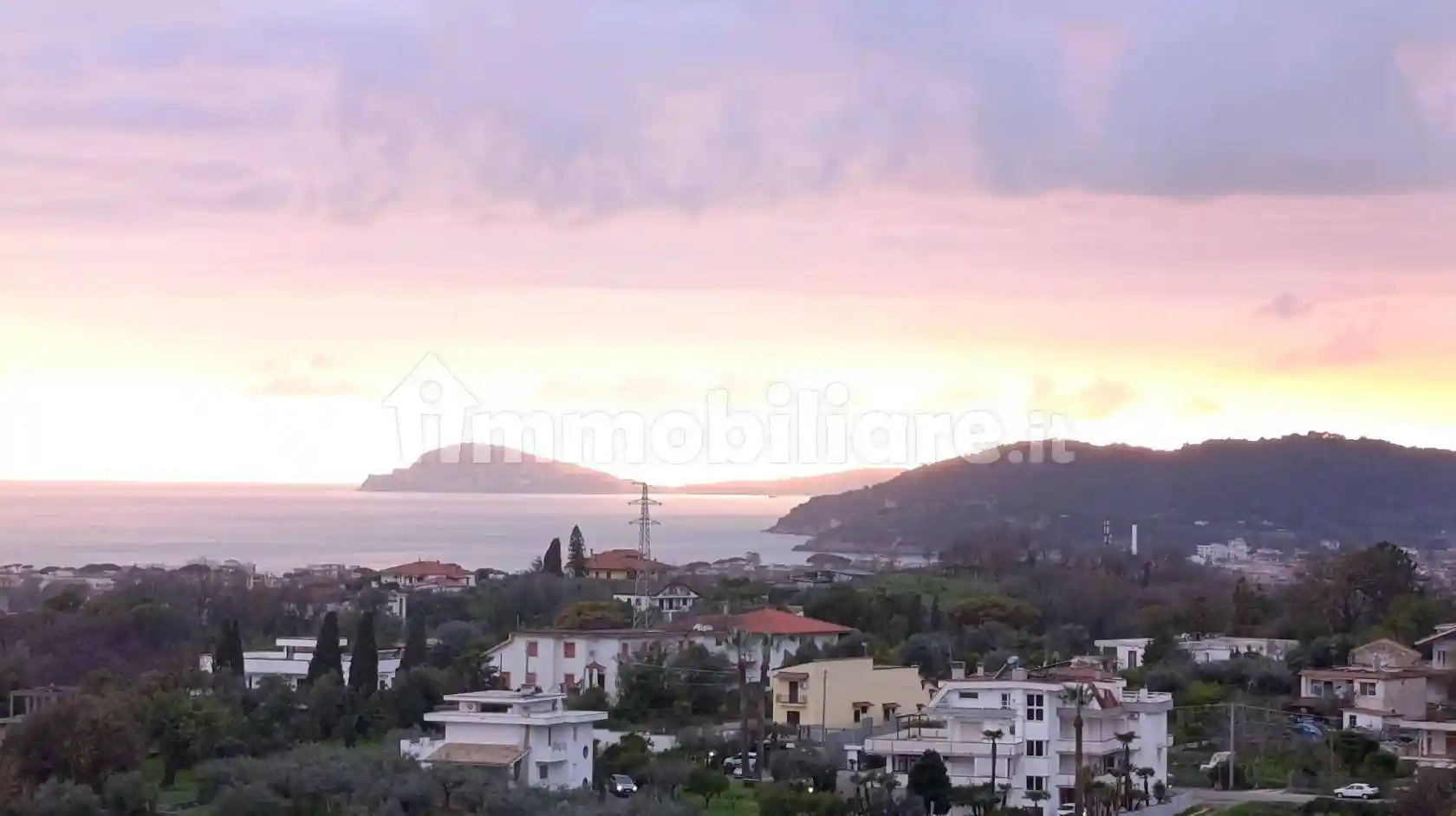 Appartamento in vendita a Minturno