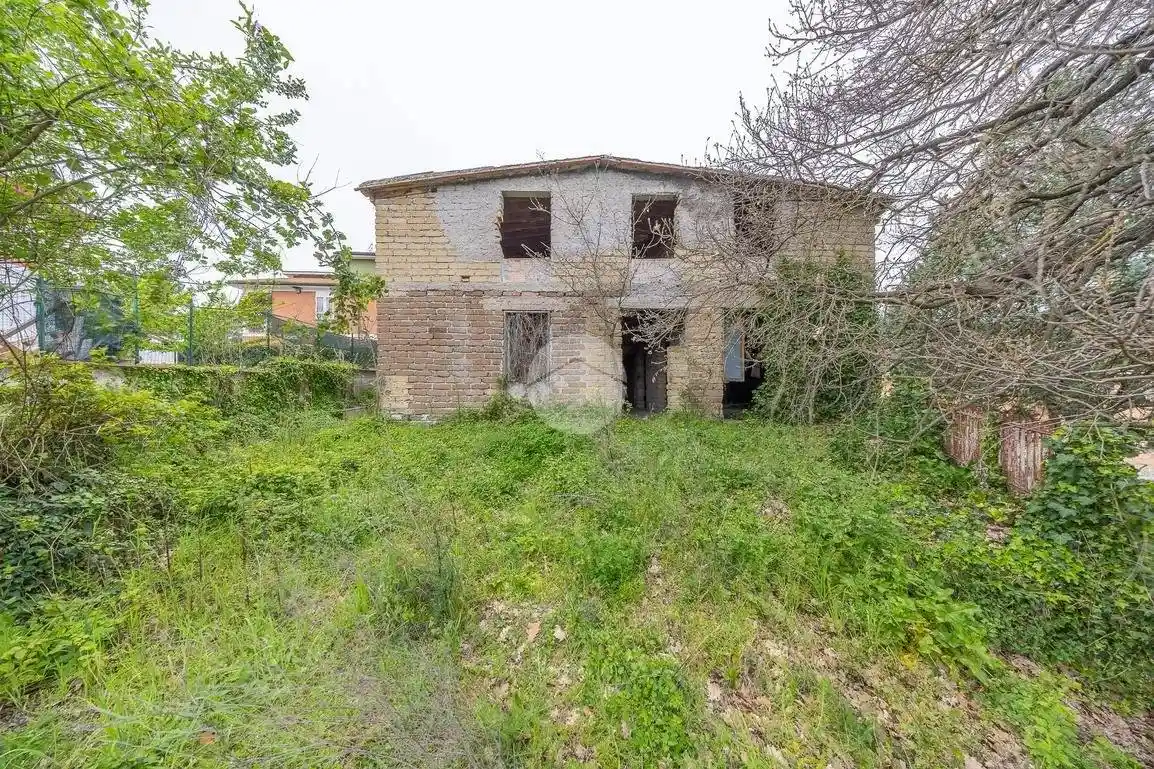 Casa indipendente in vendita a Guidonia Montecelio