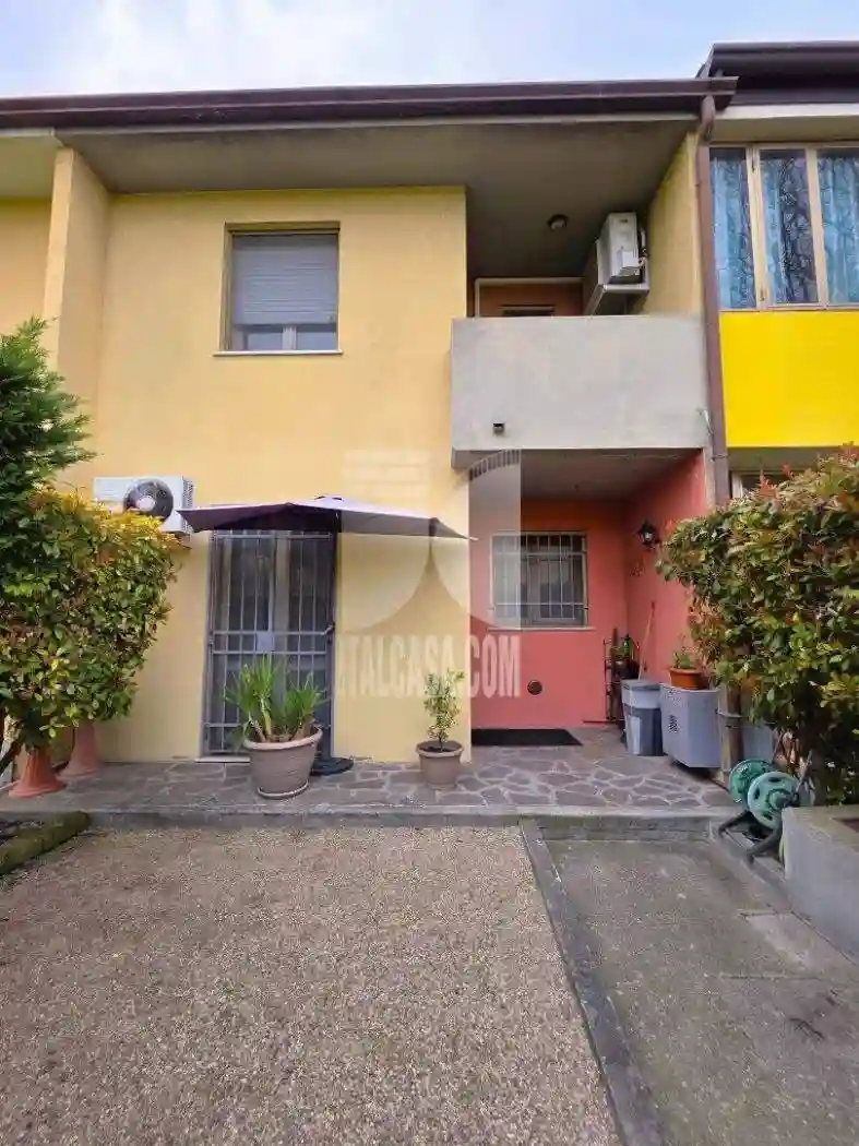 Villetta a schiera - foto 2