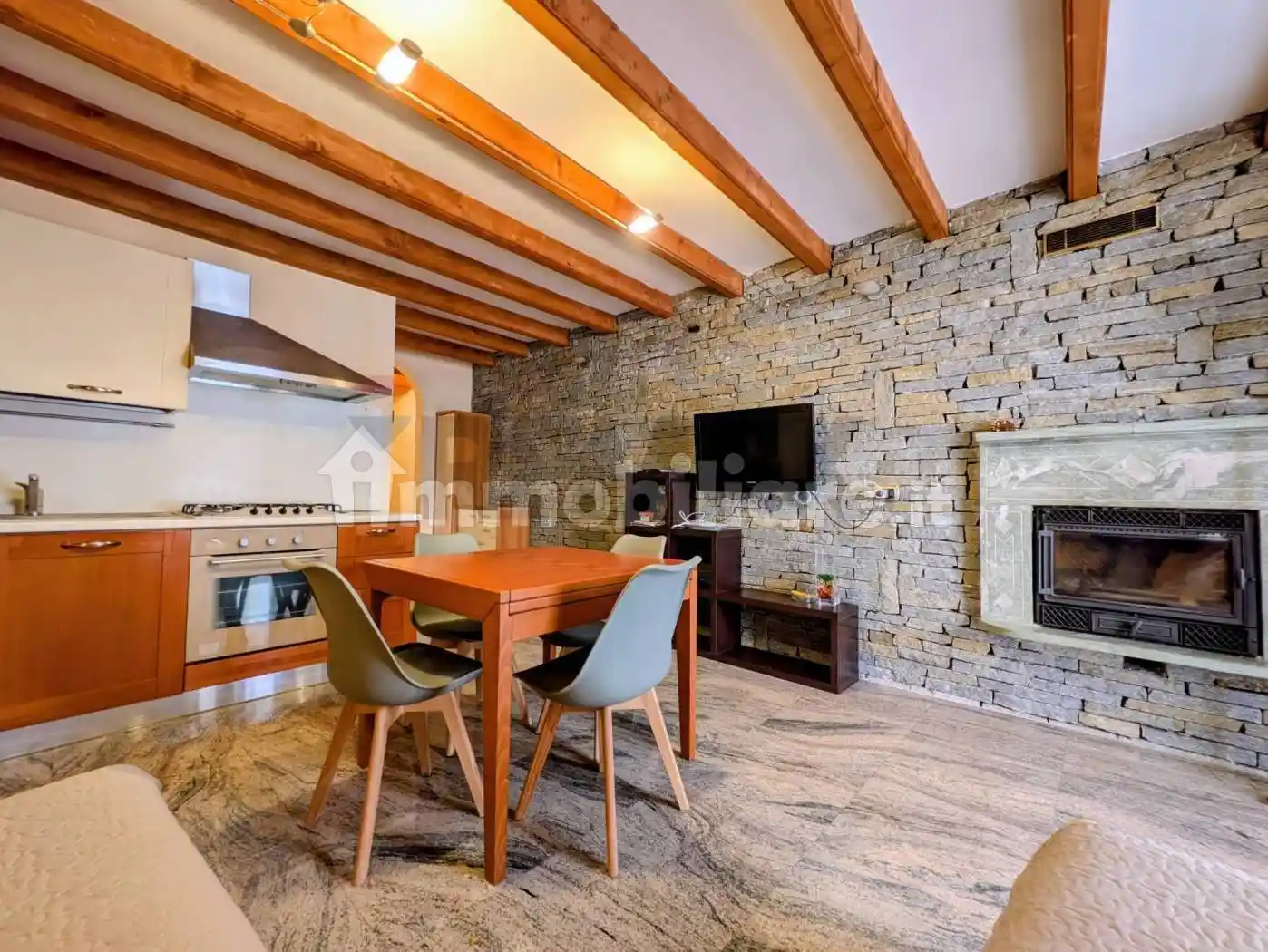 Appartamento in vendita a Costa Volpino