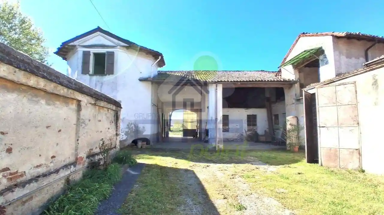 Rustico - Casale in vendita a Vescovato