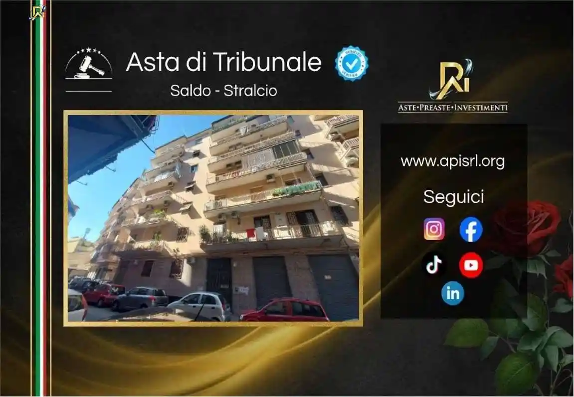 Appartamento in vendita a Napoli