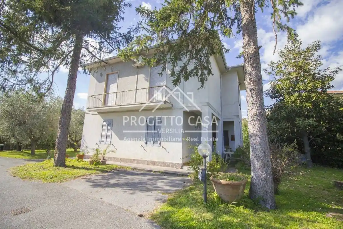 Villa in vendita a Massarosa