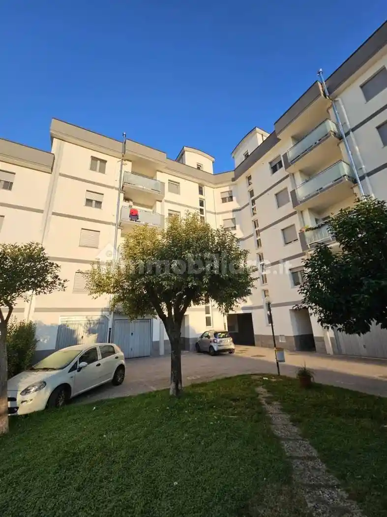 Appartamento in vendita a Salerno