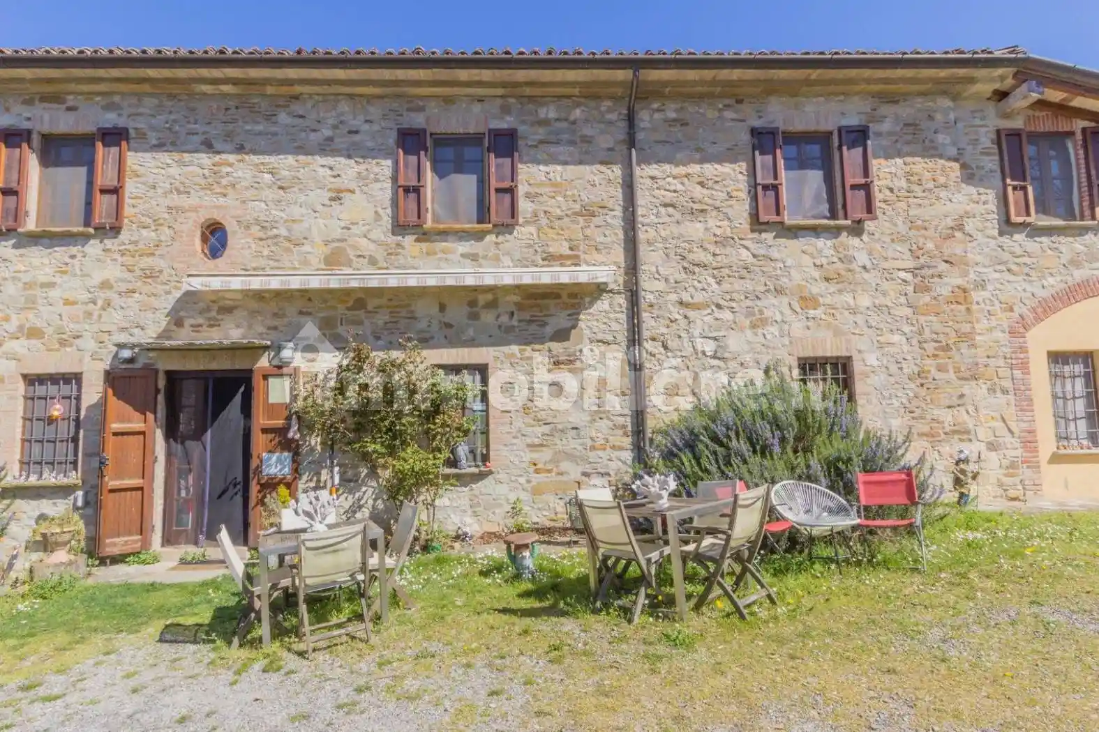 Rustico - Casale in vendita a Piozzano