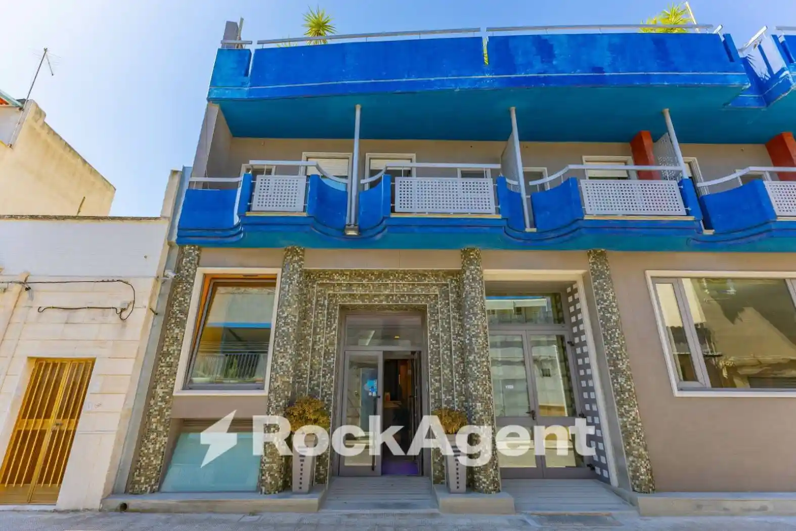 Palazzo - Edificio in vendita a Trinitapoli