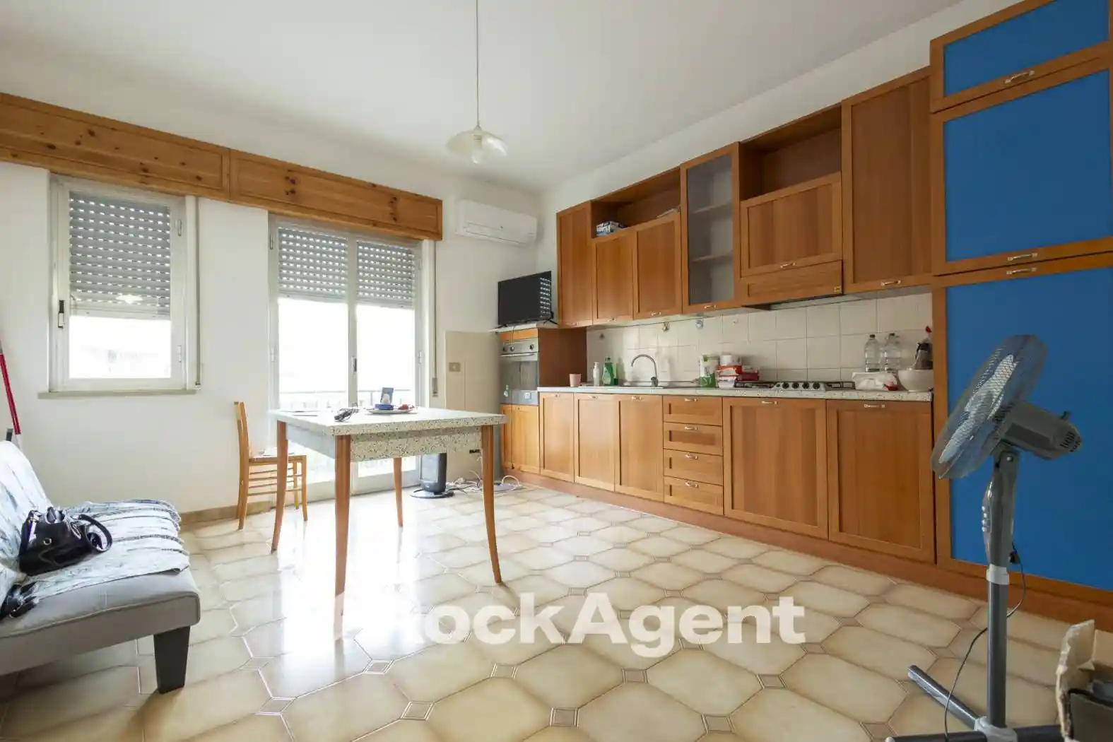 Appartamento in vendita a Davoli