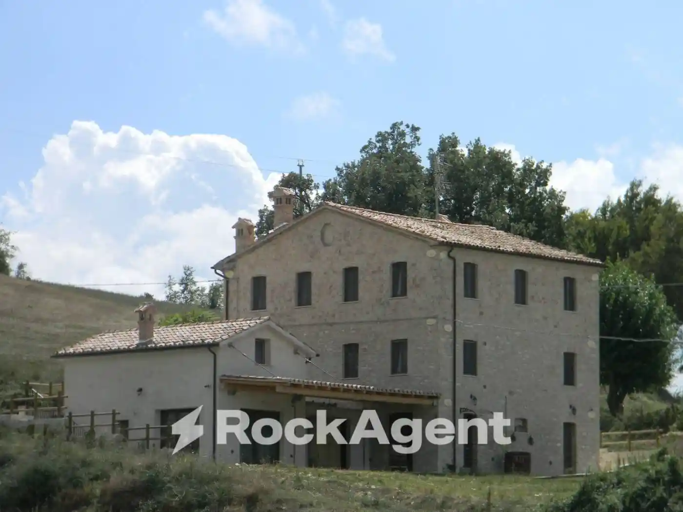 Rustico - Casale in vendita a Arcevia
